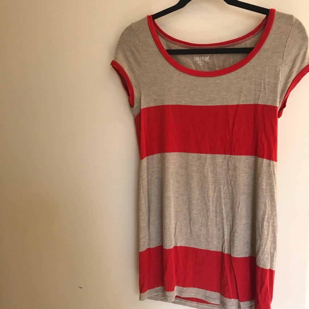 Pea and the pod maternity top!